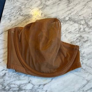 Skims 36DDDD (G) ultrafine mesh underwire bra. NEVER WORN.